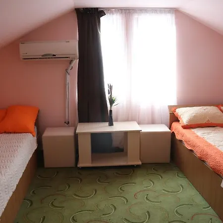 Guest house Casa Stoicescu